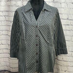 Style & Co Dark Grey w/ White & Pink Stripe 3/4 Sleeve Button Down Sz 20W EUC